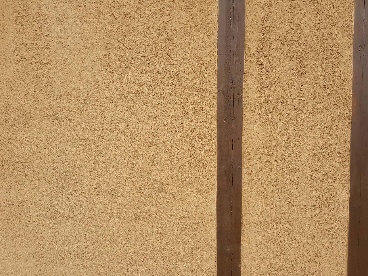 Lehmputz-Mörtel Universal für Außen, Lehm-Unterputz, erdfeucht (Sackware) UPA