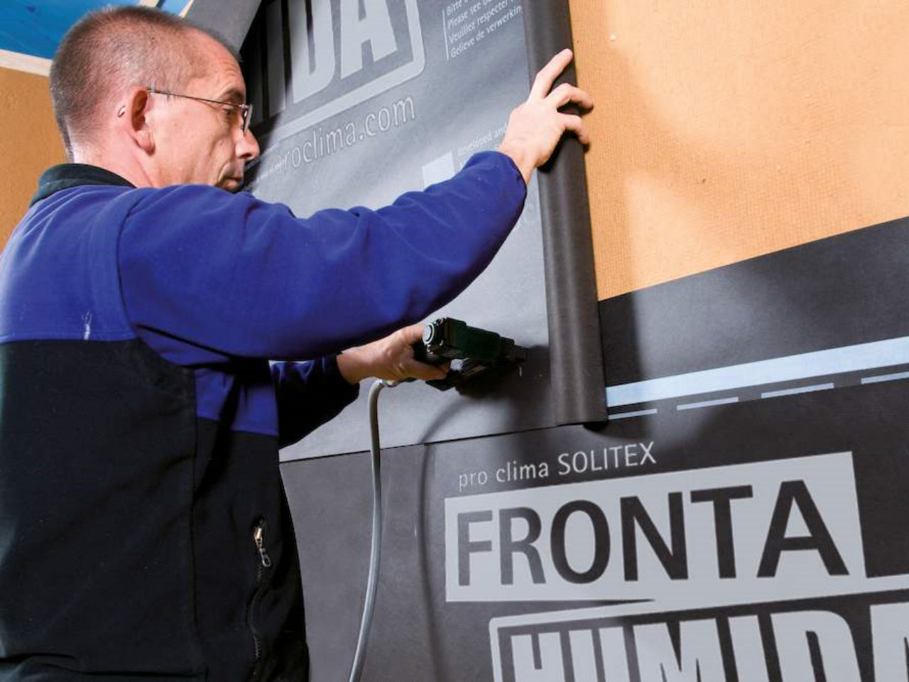 Wandschalungsbahn hinter belüfteten Fassaden SOLITEX FRONTA HUMIDA